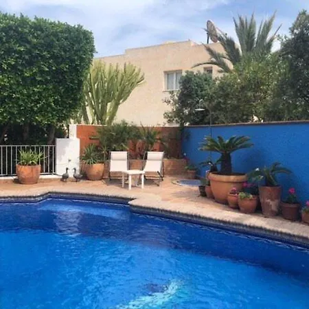 - Caletta - 4 Bedroom - Sleeps 8 - R954 Mojacar